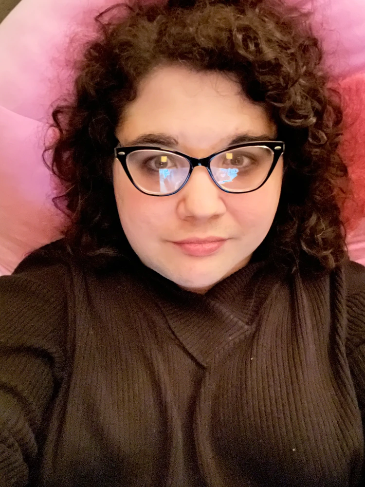 GIF uploaded by Maria Stella