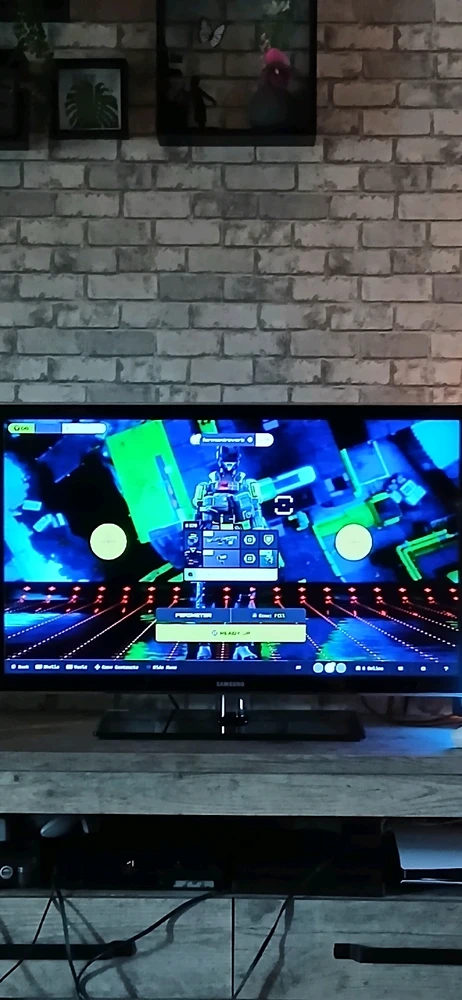 GIF diunggah dening remy