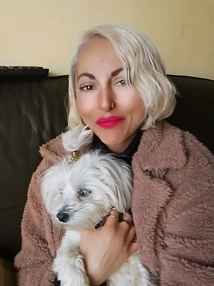 GIF uploaded by Sophia