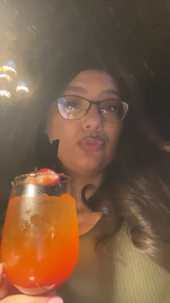 GIF uploaded by Xiomara