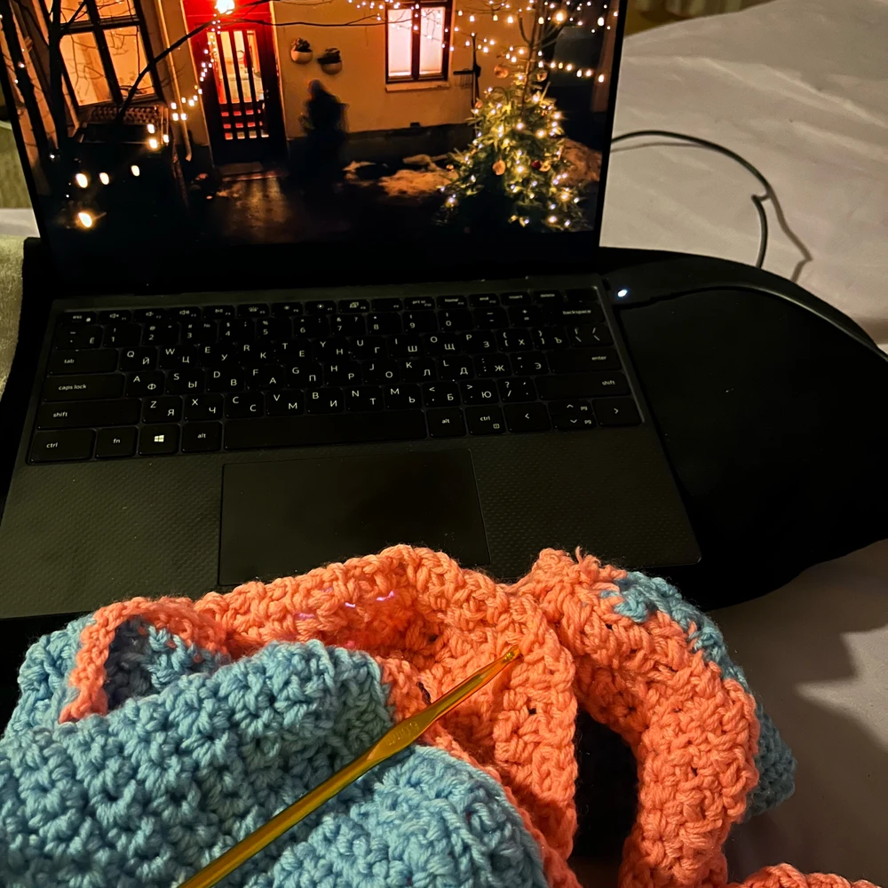 GIF uploaded by Luna