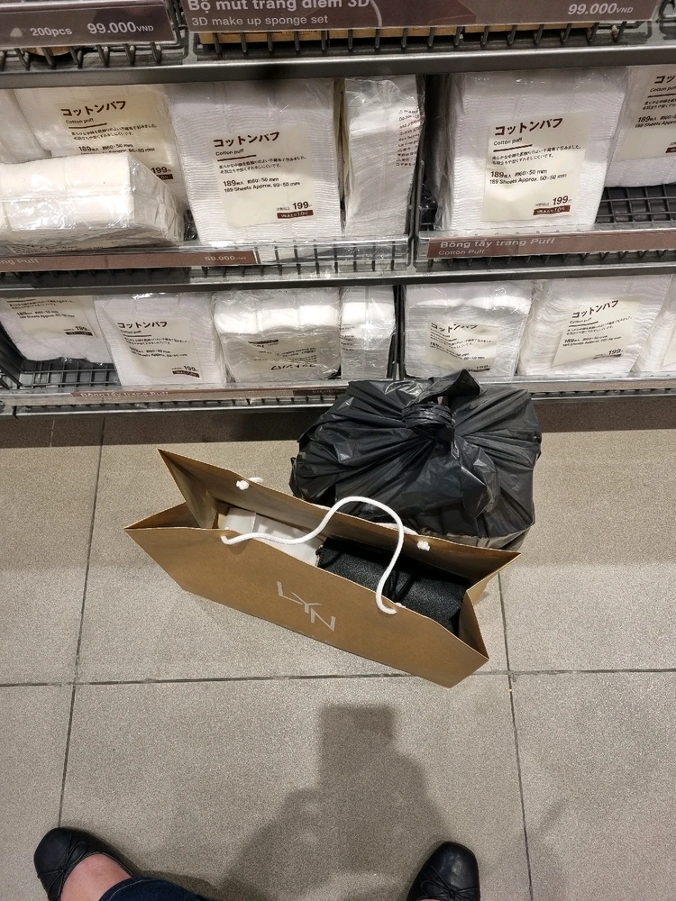 GIF uploaded by Zia_