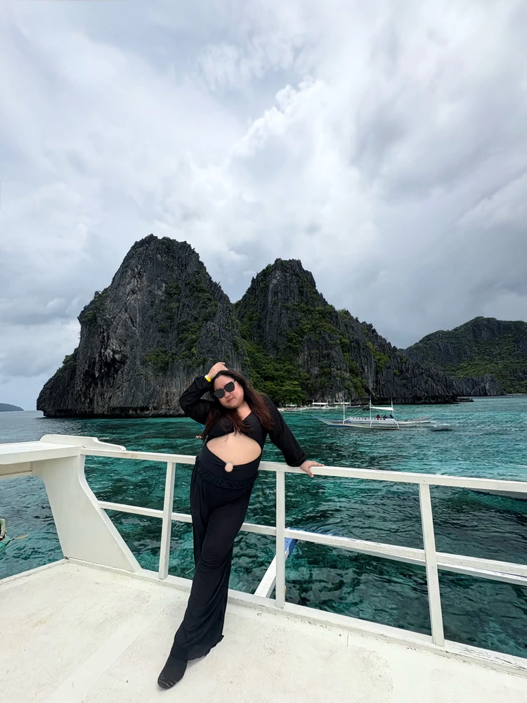 GIF uploaded by Kate