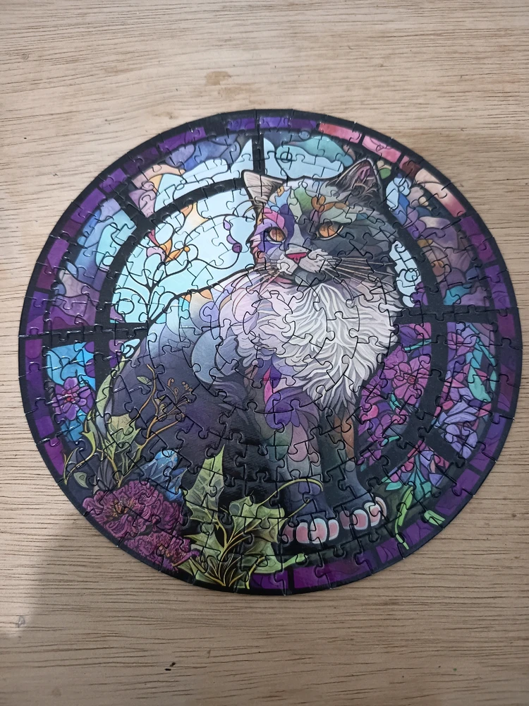 GIF uploaded by Niken