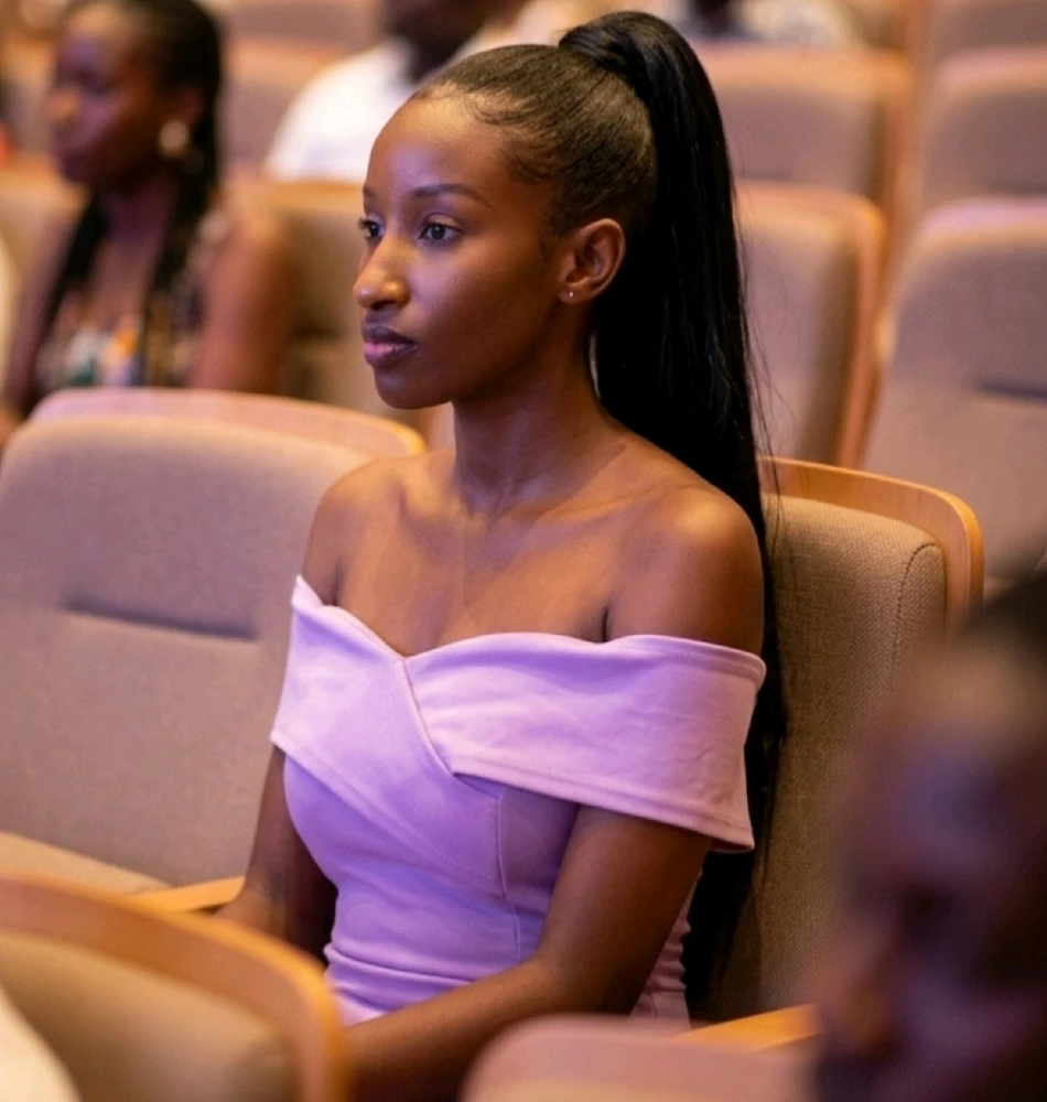 GIF uploaded by Lillian