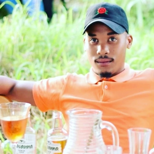 GIF diunggah dening Tevin X