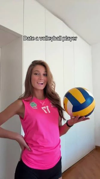 GIF uploaded by Vincent