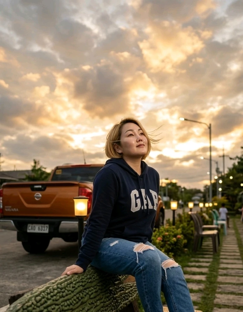 GIF uploaded by EyCeeEm