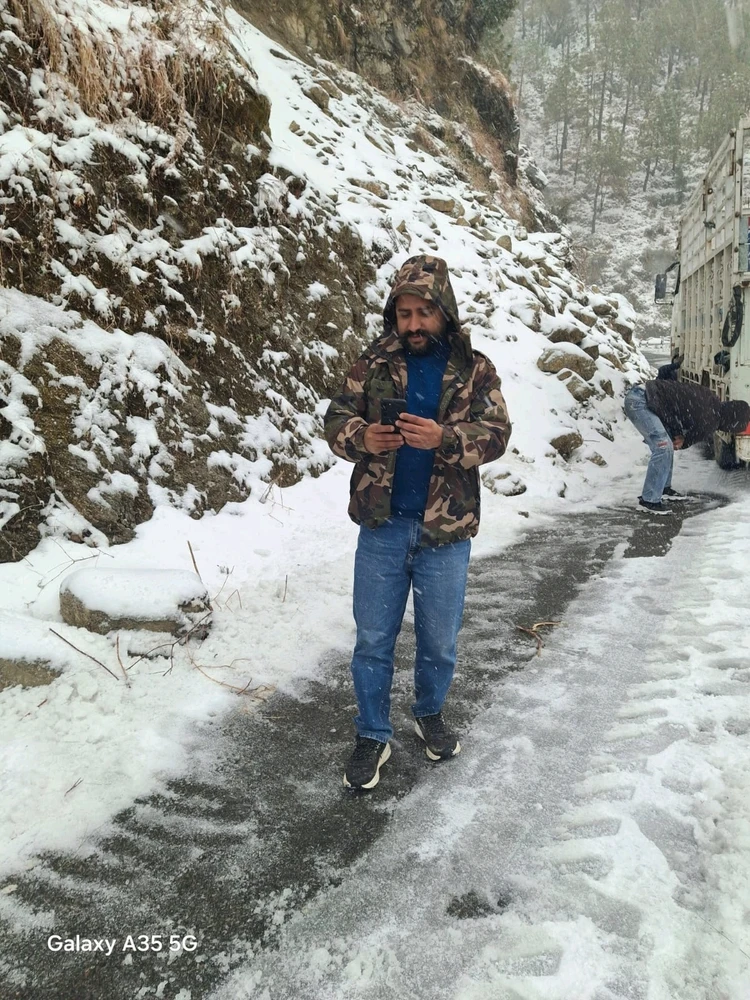 GIF uploaded by Amit