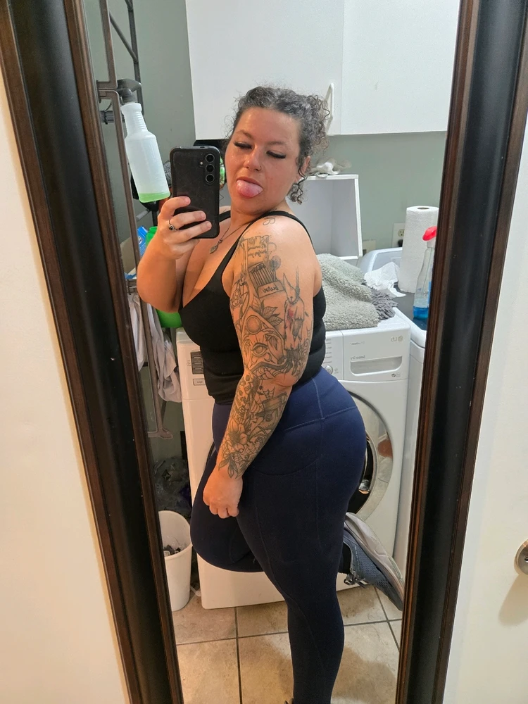 GIF uploaded by Laci