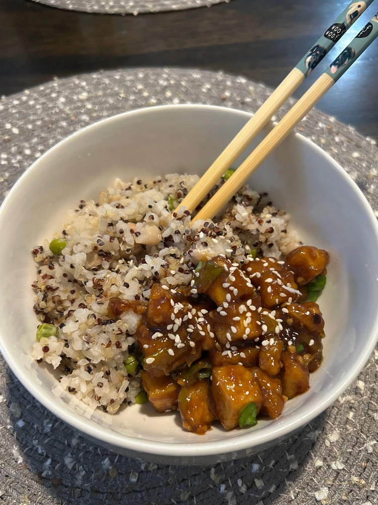 GIF uploaded by Roxanne