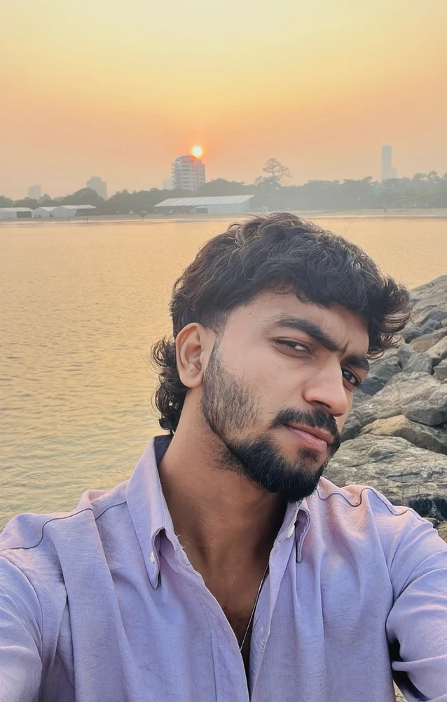 GIF uploaded by ajuuu