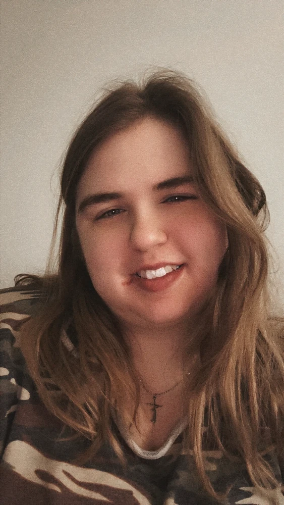 GIF uploaded by Emalea