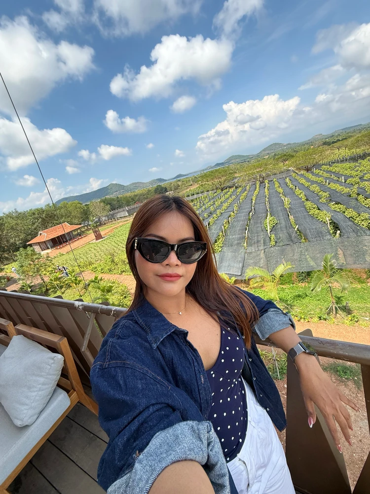 GIF uploaded by Molly