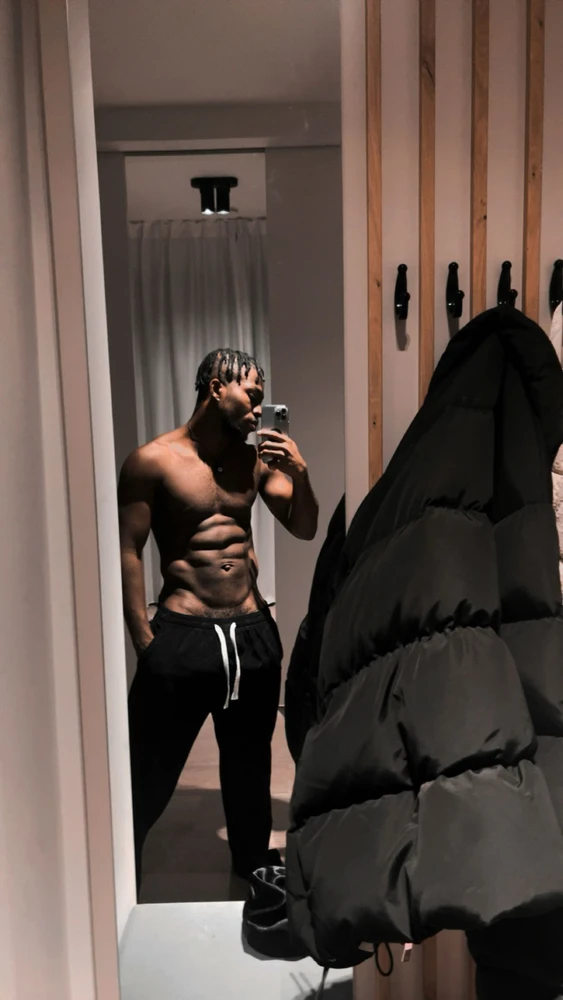 GIF uploaded by Lymon