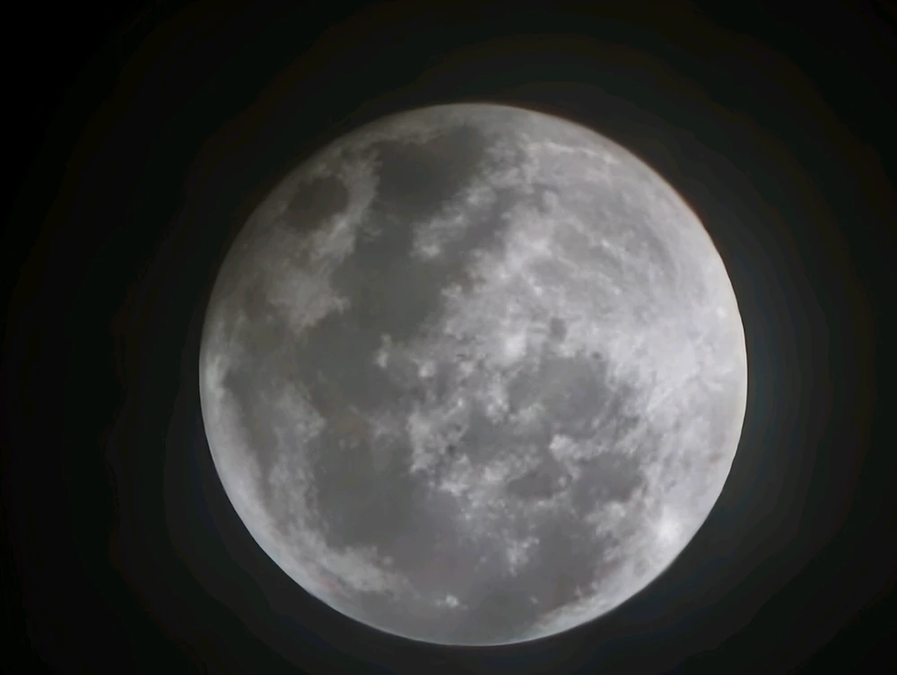 GIF uploaded by Evyonie Joyce