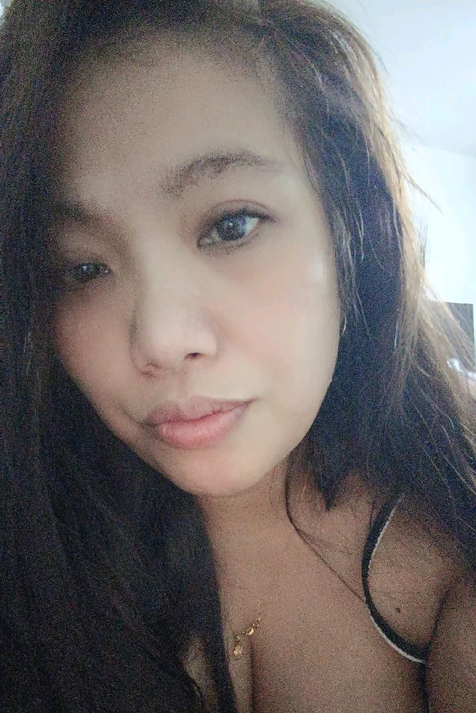 GIF uploaded by Bella