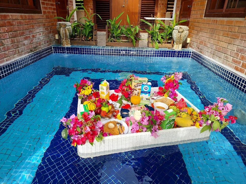 GIF uploaded by Reena