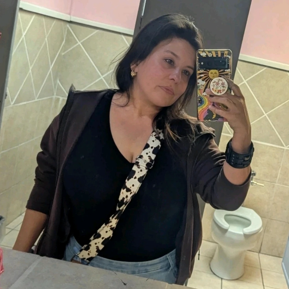 GIF uploaded by Gabby