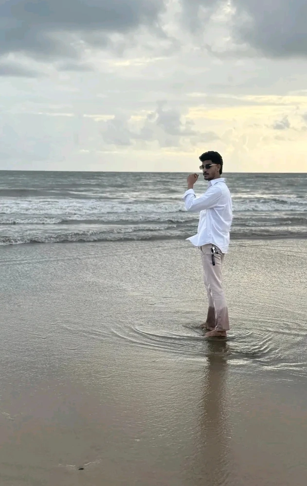 GIF uploaded by Ashraf