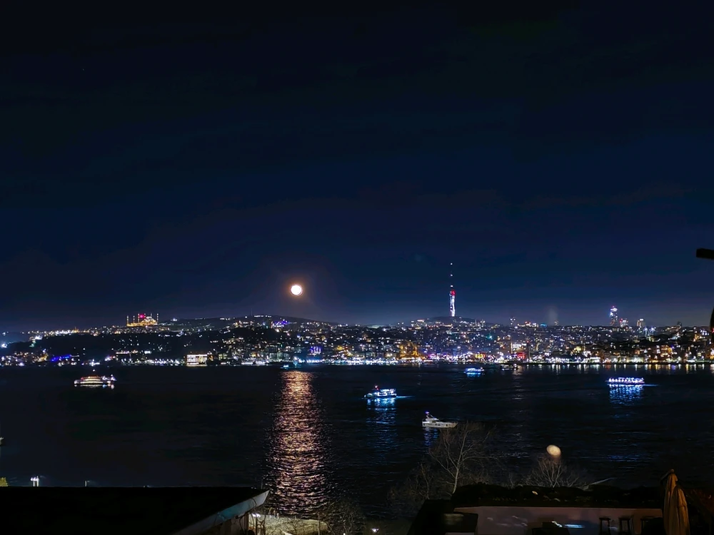 Ali tarafından yüklenen GIF