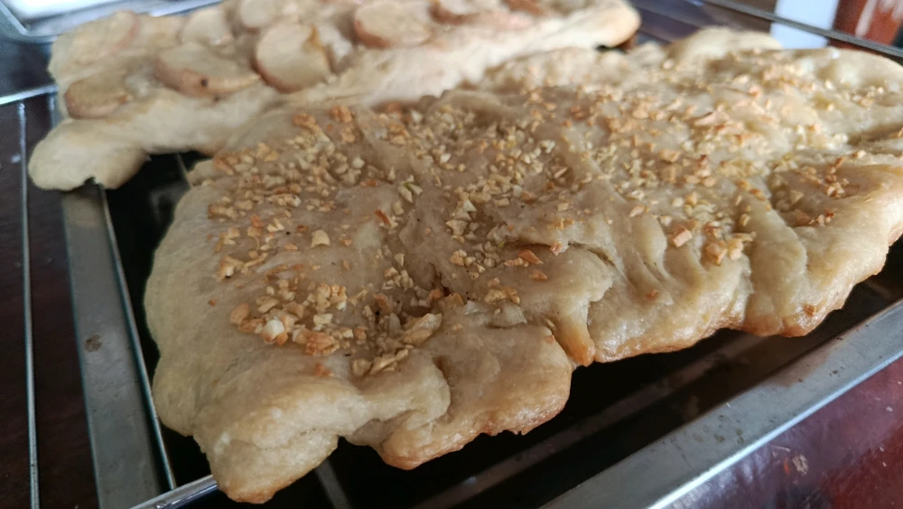 Garlic Focaccia

Crispy and smells divine