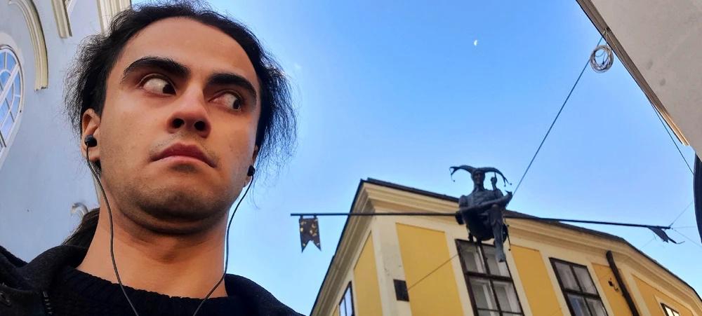 GIF uploaded by Eren