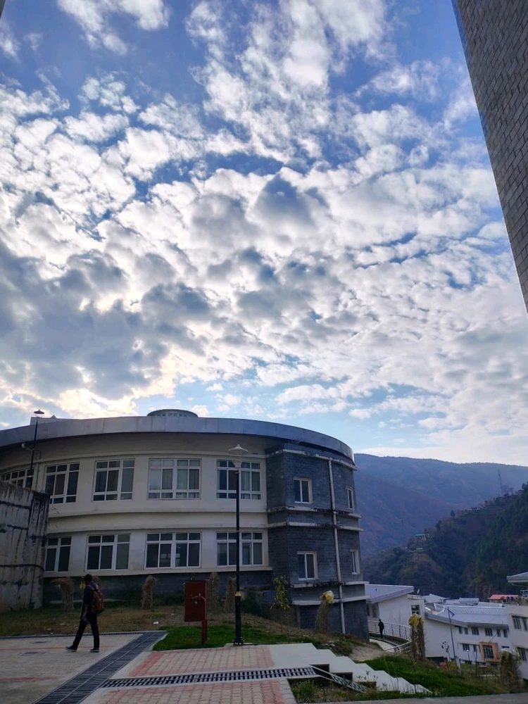 Gambar diunggah dening Arjun  Gupta