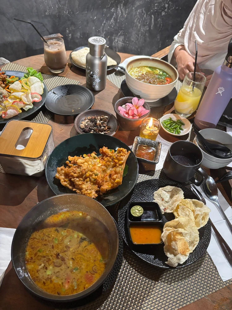 GIF uploaded by Melly