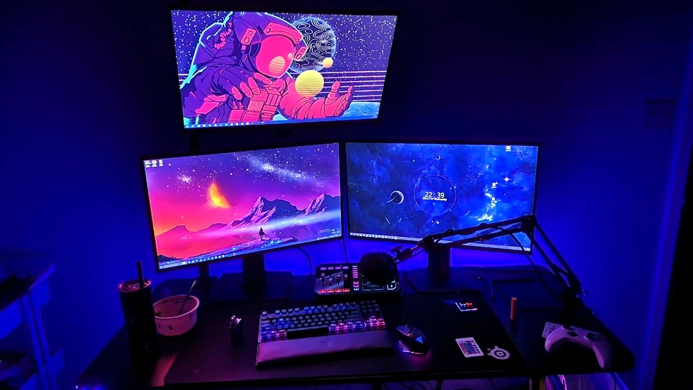 GIF uploaded by Sireede