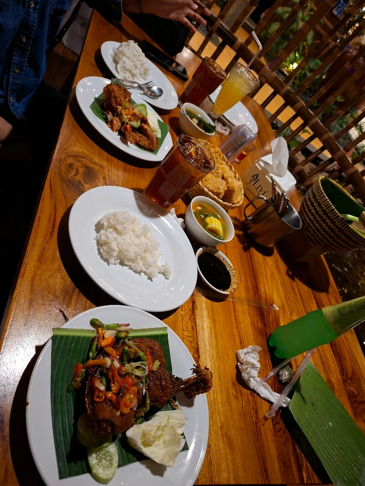 Gambar diunggah oleh Chana