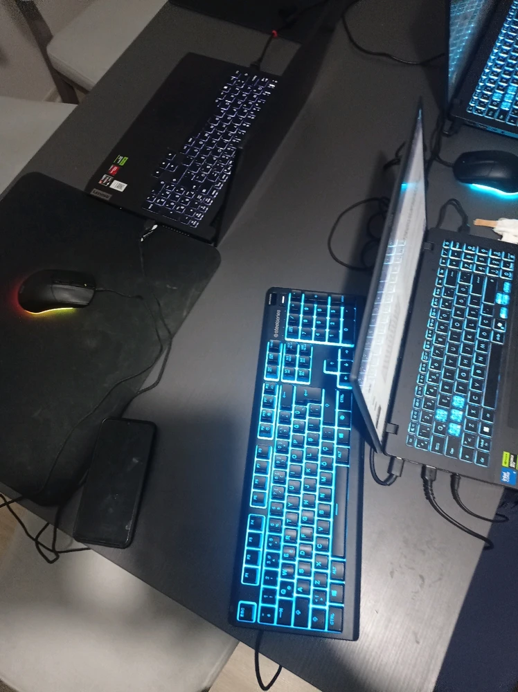 HAKAN tarafından yüklenen GIF