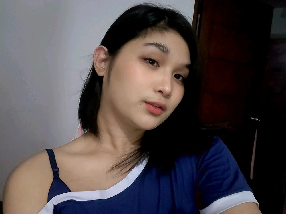 GIF uploaded by Raven