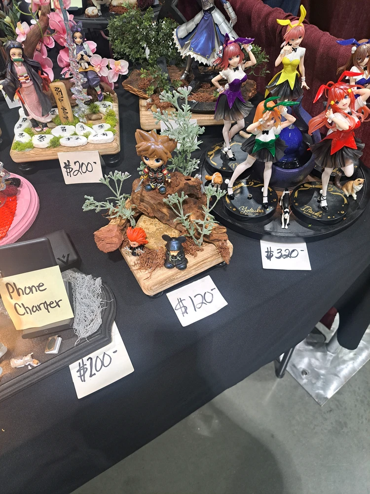 I like the updated figurine designs.