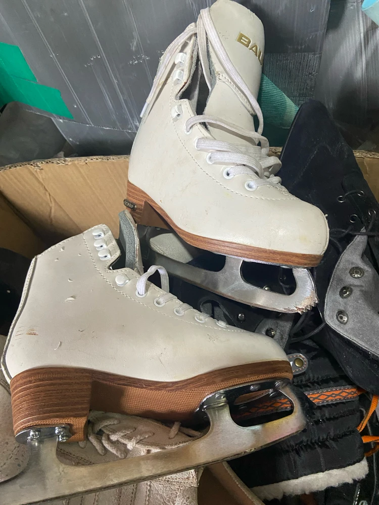 GIF uploaded by Raia