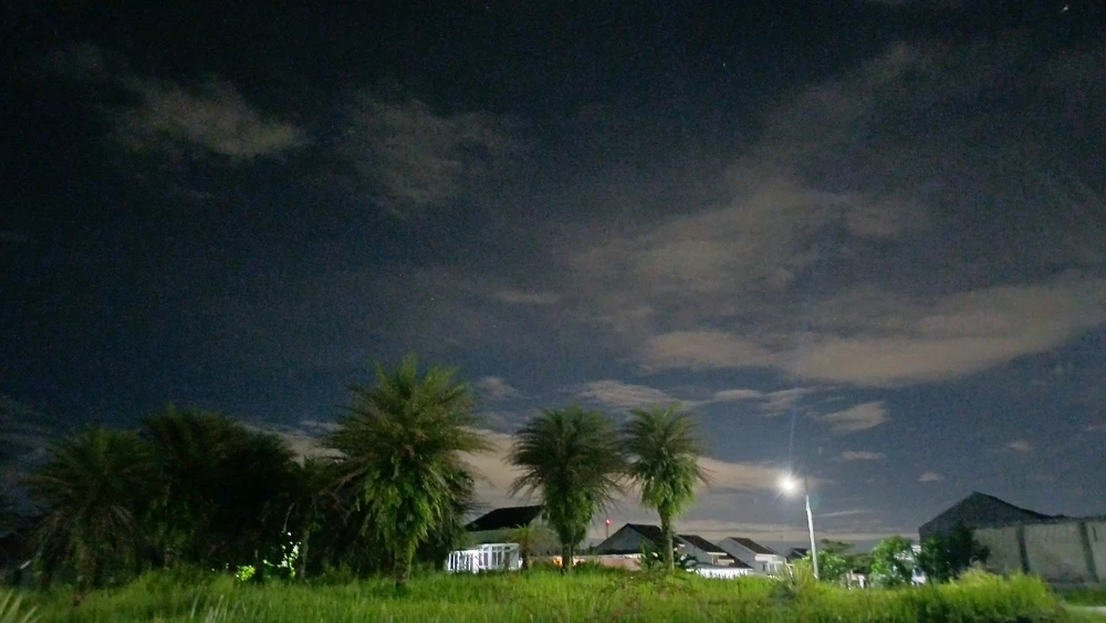 GIF uploaded by Febri