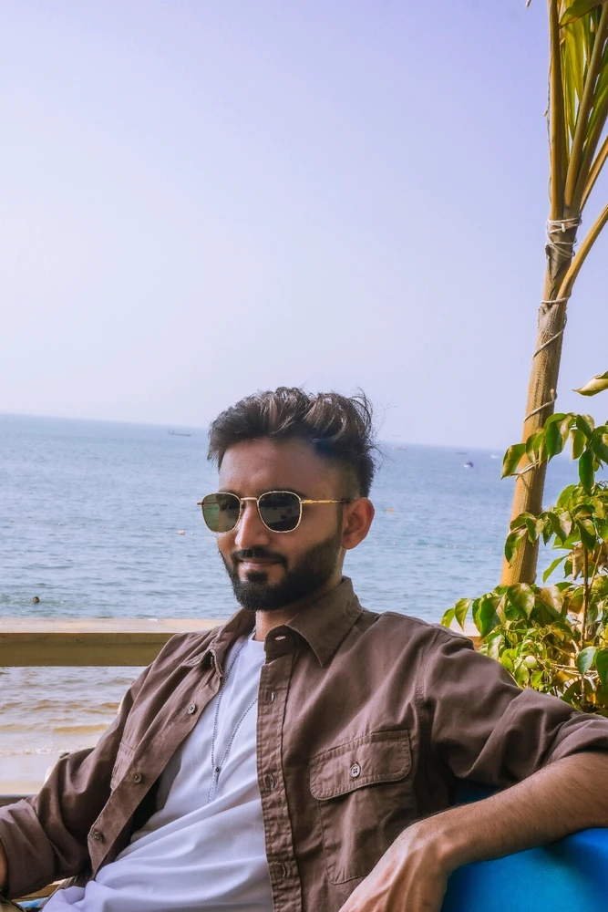 GIF uploaded by Manas Mundhada