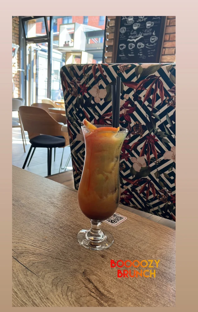 Image uploaded by Mariana ☭