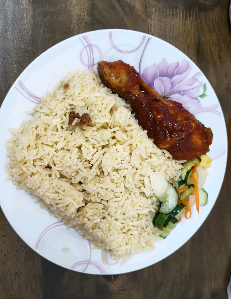 GIF uploaded by Aruzia