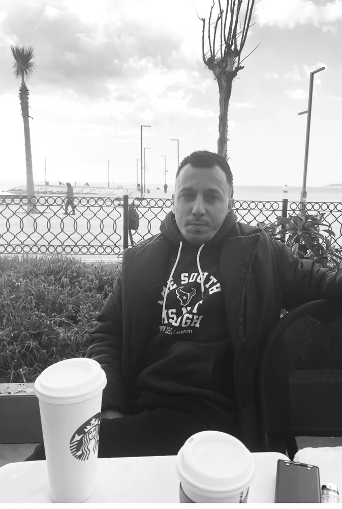 Farzet ki tarafından yüklenen GIF