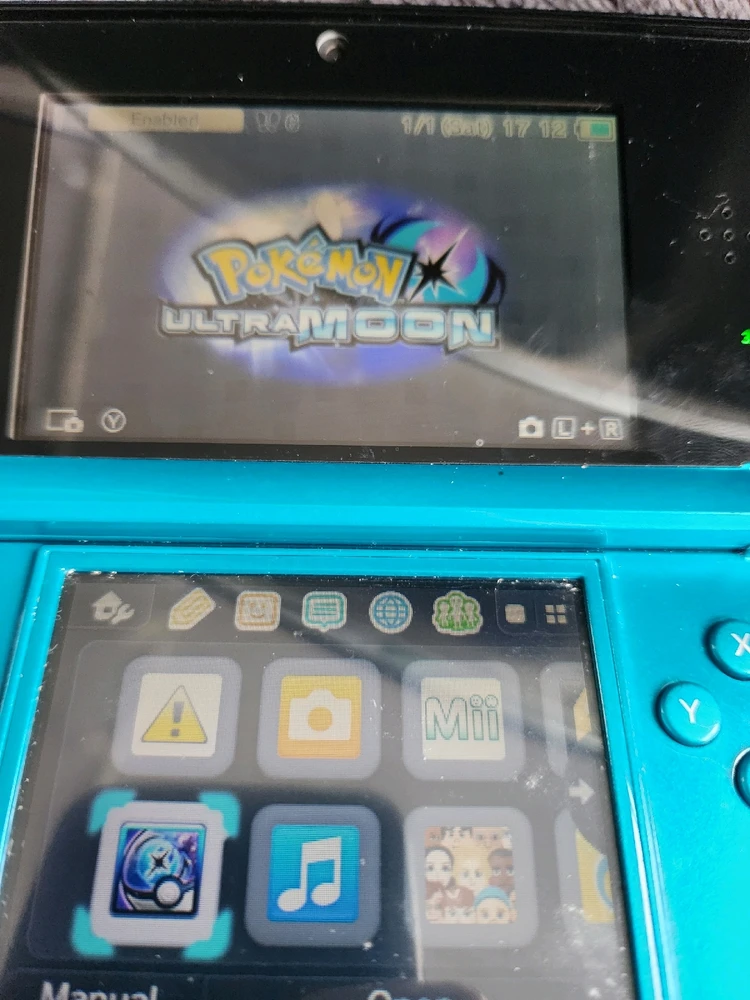 GIF uploaded by Emily Aquino