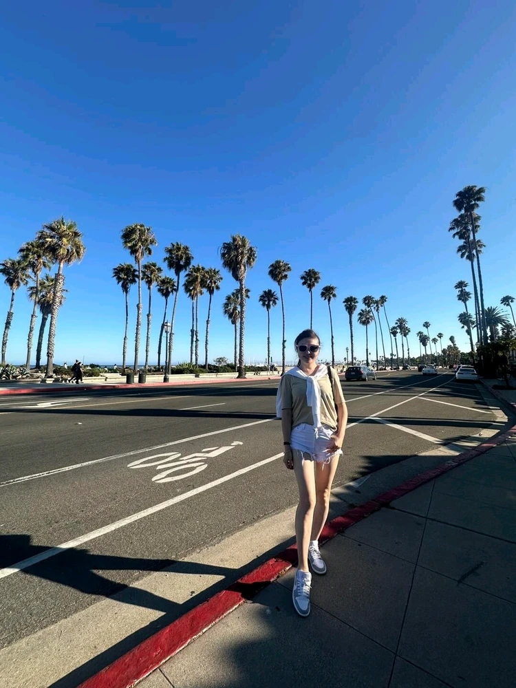 GIF uploaded by BeataLau