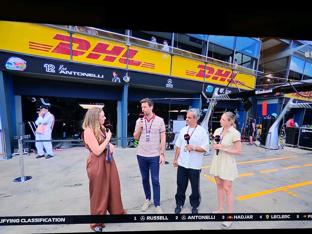 GIF uploaded by RYAN