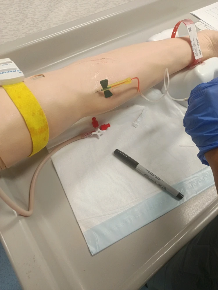 GIF uploaded by Leen