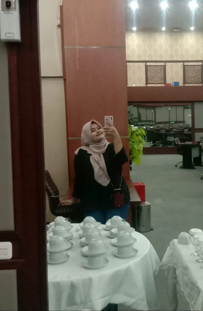 GIF diunggah oleh annisa wahab