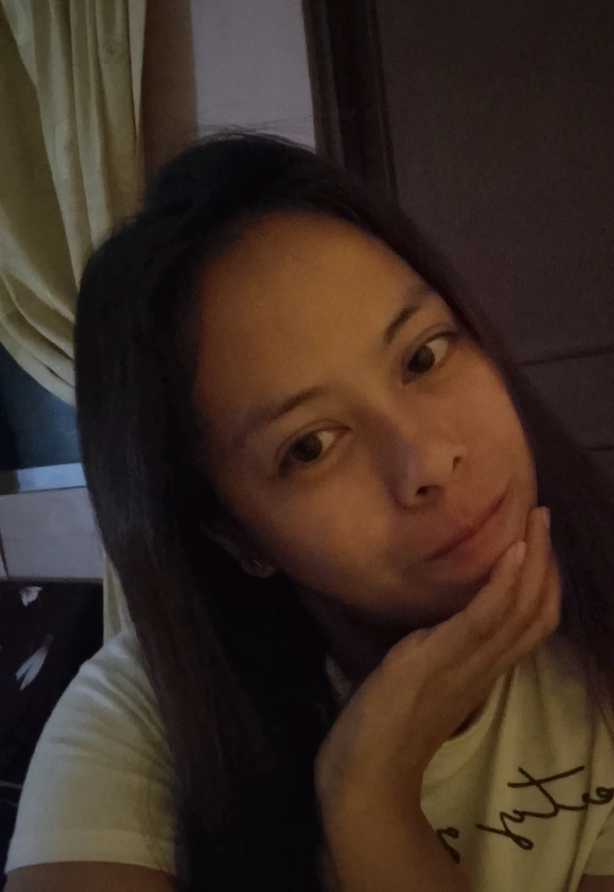 GIF uploaded by Regine