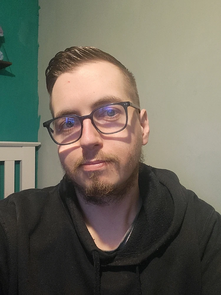 GIF uploaded by Rhys