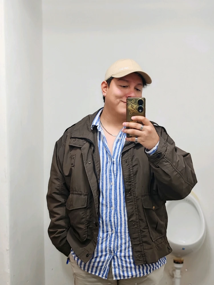 GIF uploaded by Andres