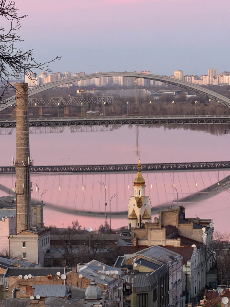 Гіфку завантажив Dmytro