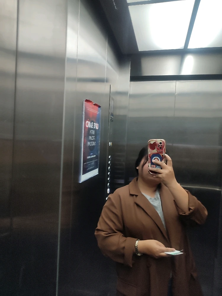 GIF uploaded by Ella